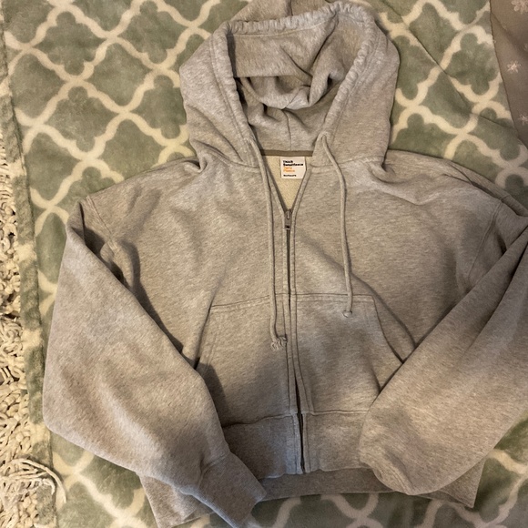 Aritzia | Tops | Tna Sweat Fleece Boyfriend Fit | Poshmark